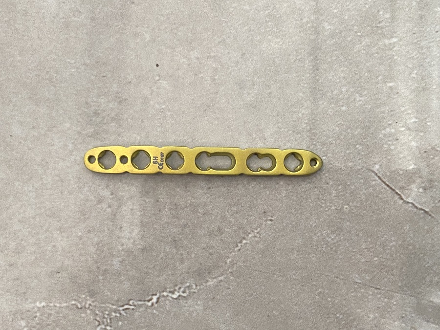 Фиксирующая пластина VA для дистального и латерального радиуса