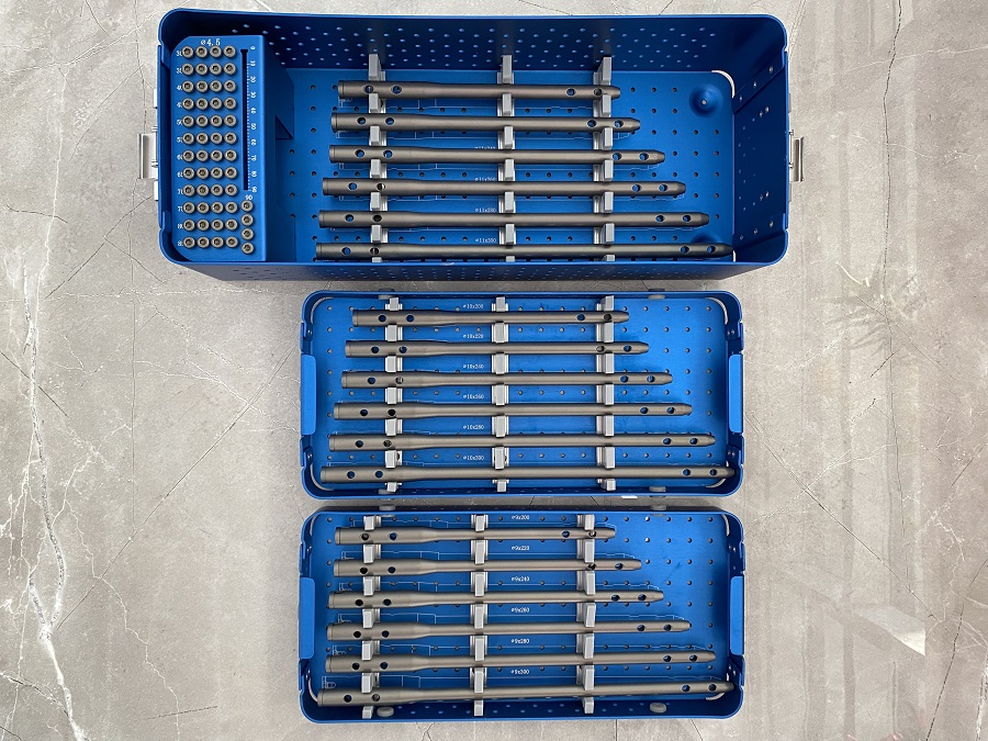 Перевернутая коробка для бедренных гвоздей