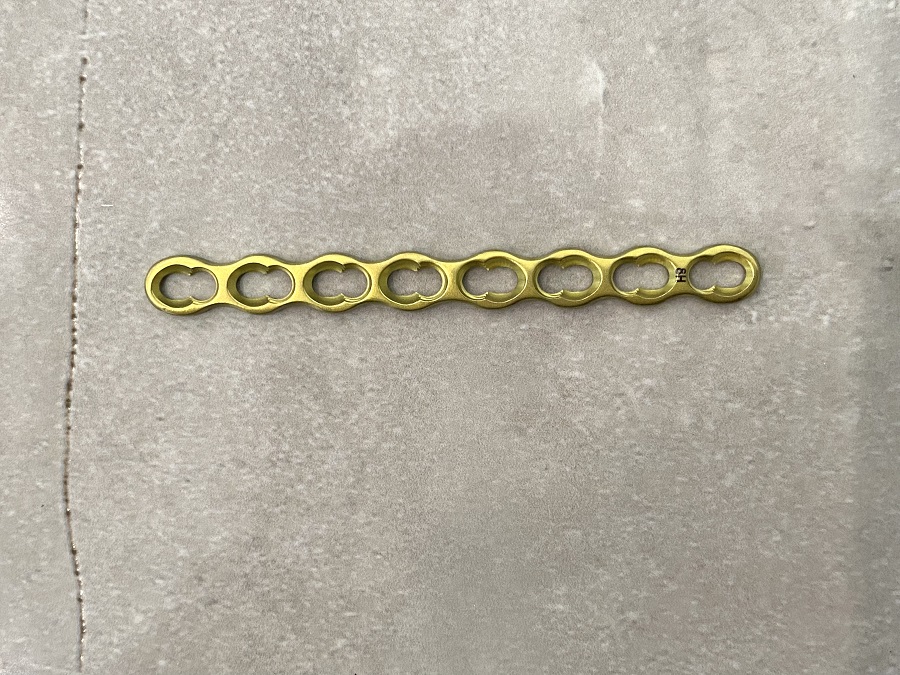 1 МИНИ-Т СТОПОРНАЯ ПЛАСТИНА 2,7 ММ (ГОЛОВКА С 2 ОТВЕРСТИЯМИ)