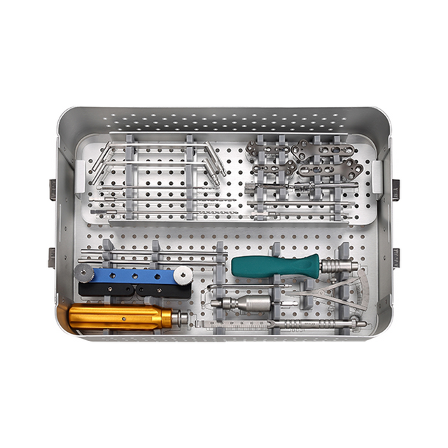 Набор пластинчатых инструментов 2,7/3,5 TPLO