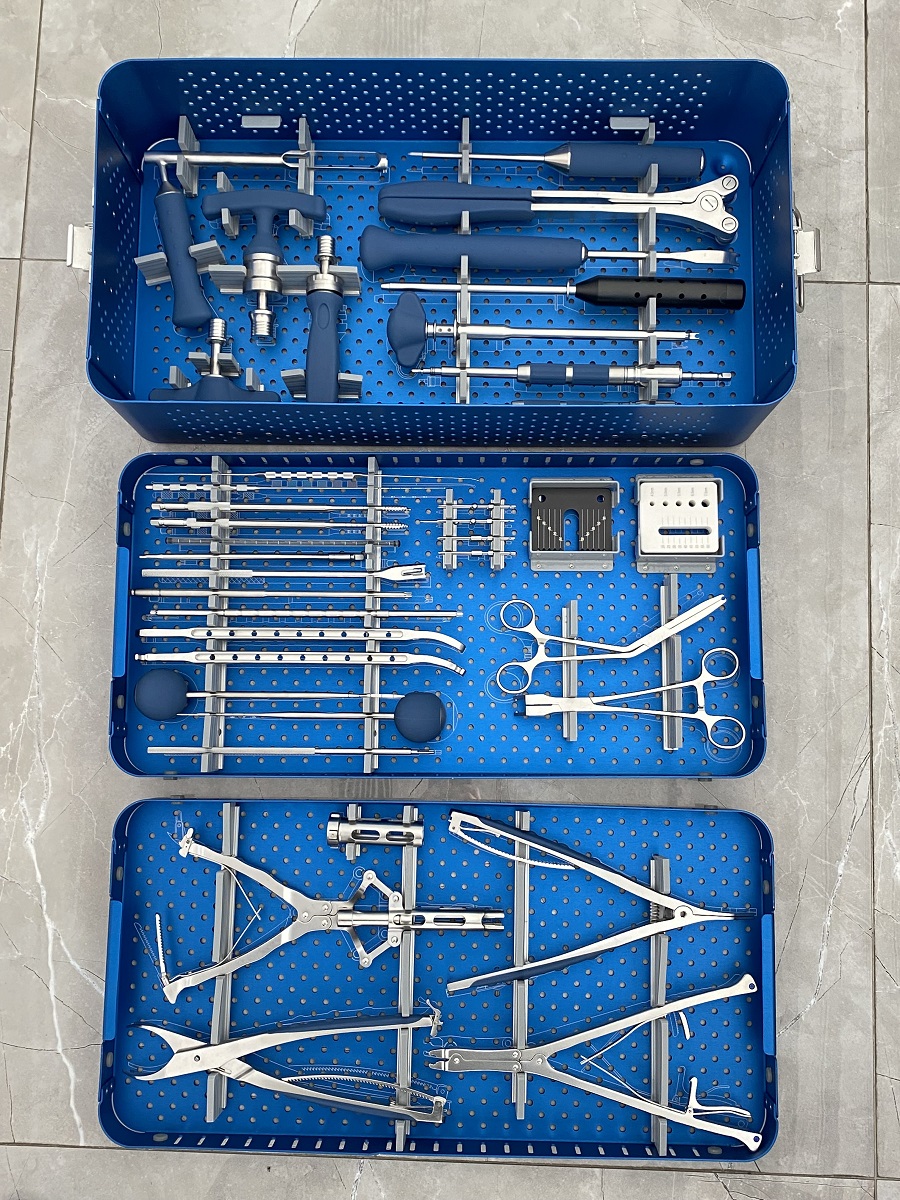 5.5 набор инструментов для позвоночника