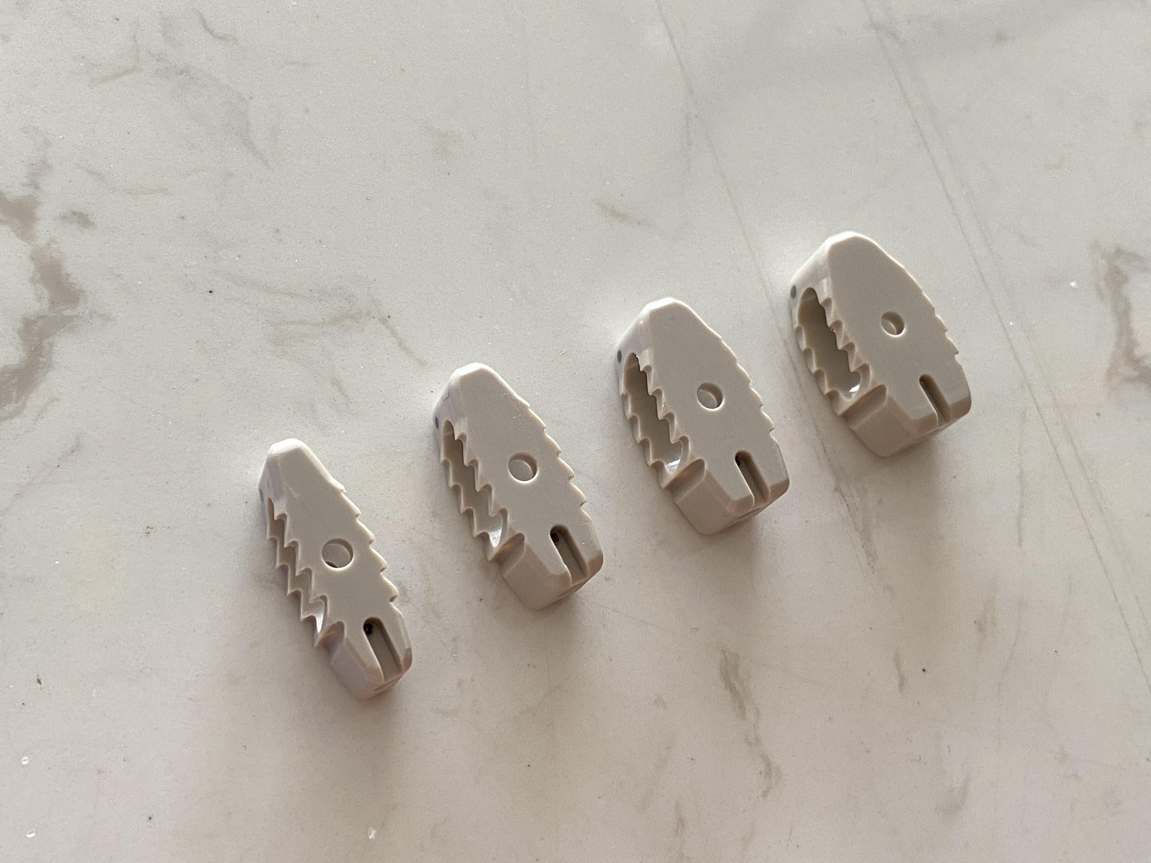 Клетка PLIF Peek