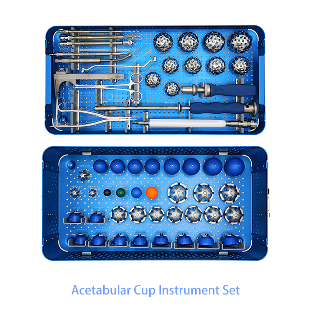 Набор инструментов вгрой чашки