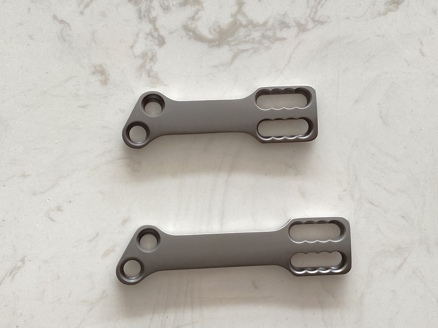 Передняя грудопоясничная система пластин