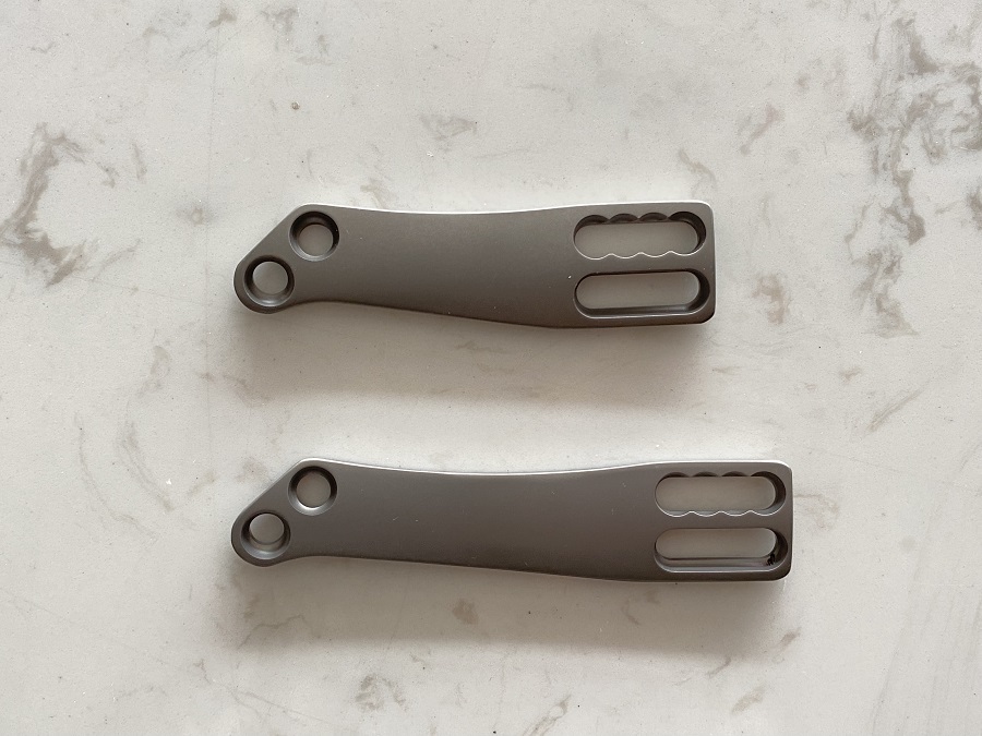 Система передней грудной пластины